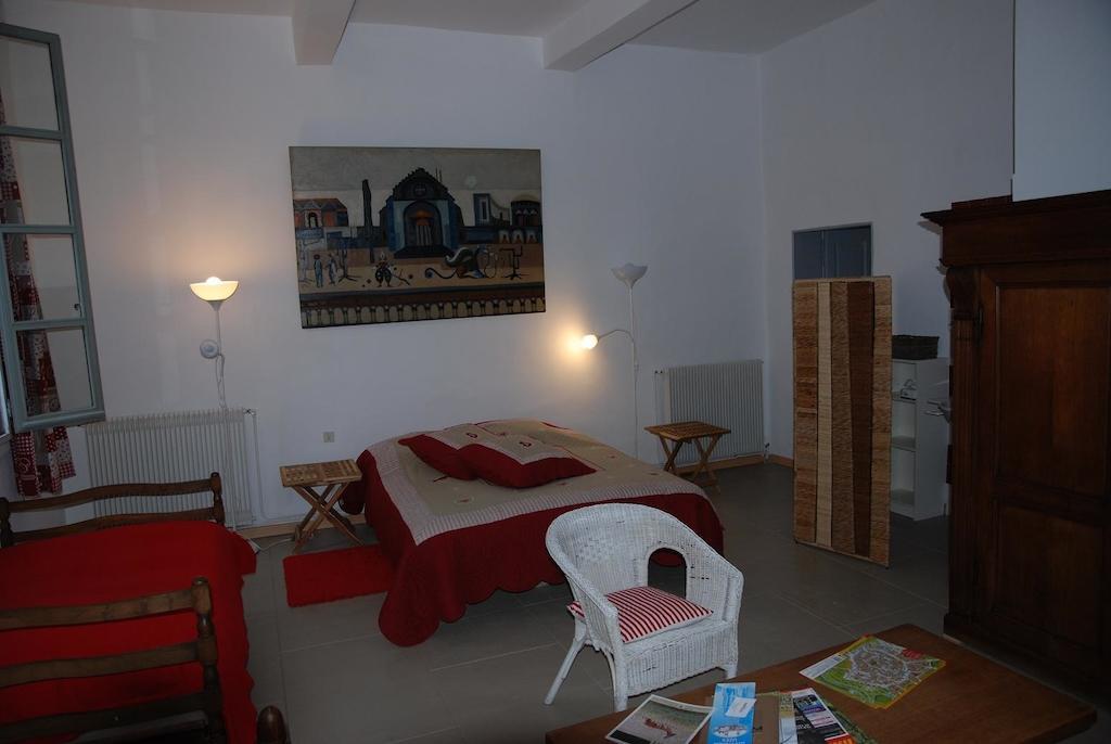Le Richelieu Bed & Breakfast Uzès Exterior foto