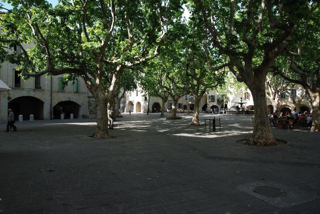 Le Richelieu Bed & Breakfast Uzès Exterior foto