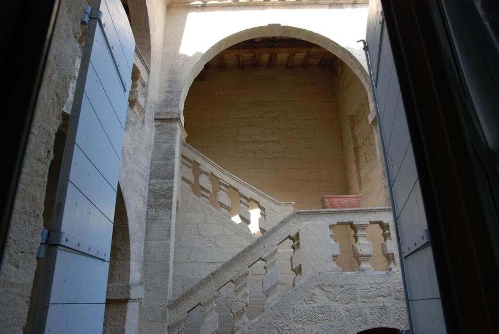 Le Richelieu Bed & Breakfast Uzès Exterior foto