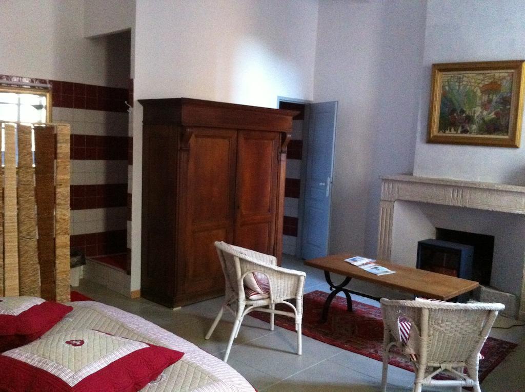 Le Richelieu Bed & Breakfast Uzès Exterior foto